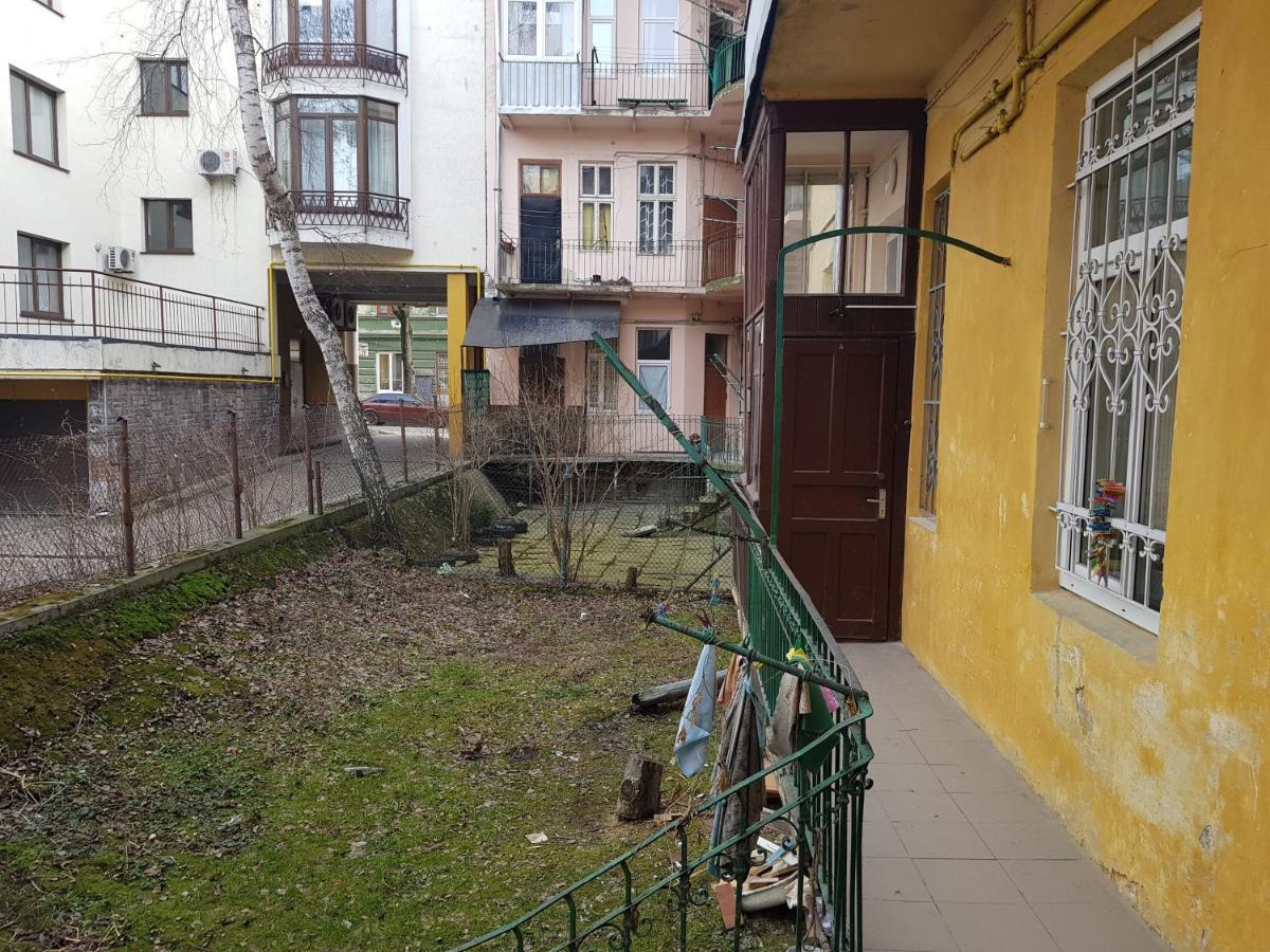 Зручна І Комфортна Квартира Недалеко Від Вокзалу І Центру Міста Lviv Exterior photo